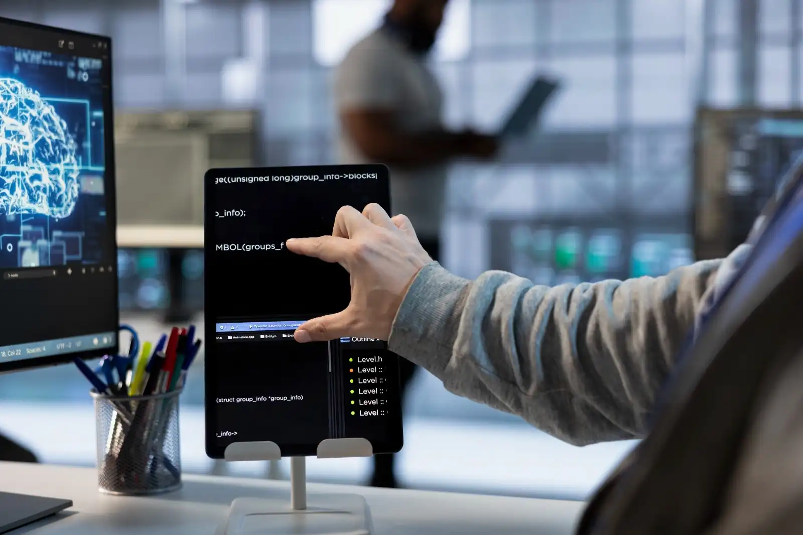 نظام API وأتمتة قابل للتوسع للأعمال – WolfNova